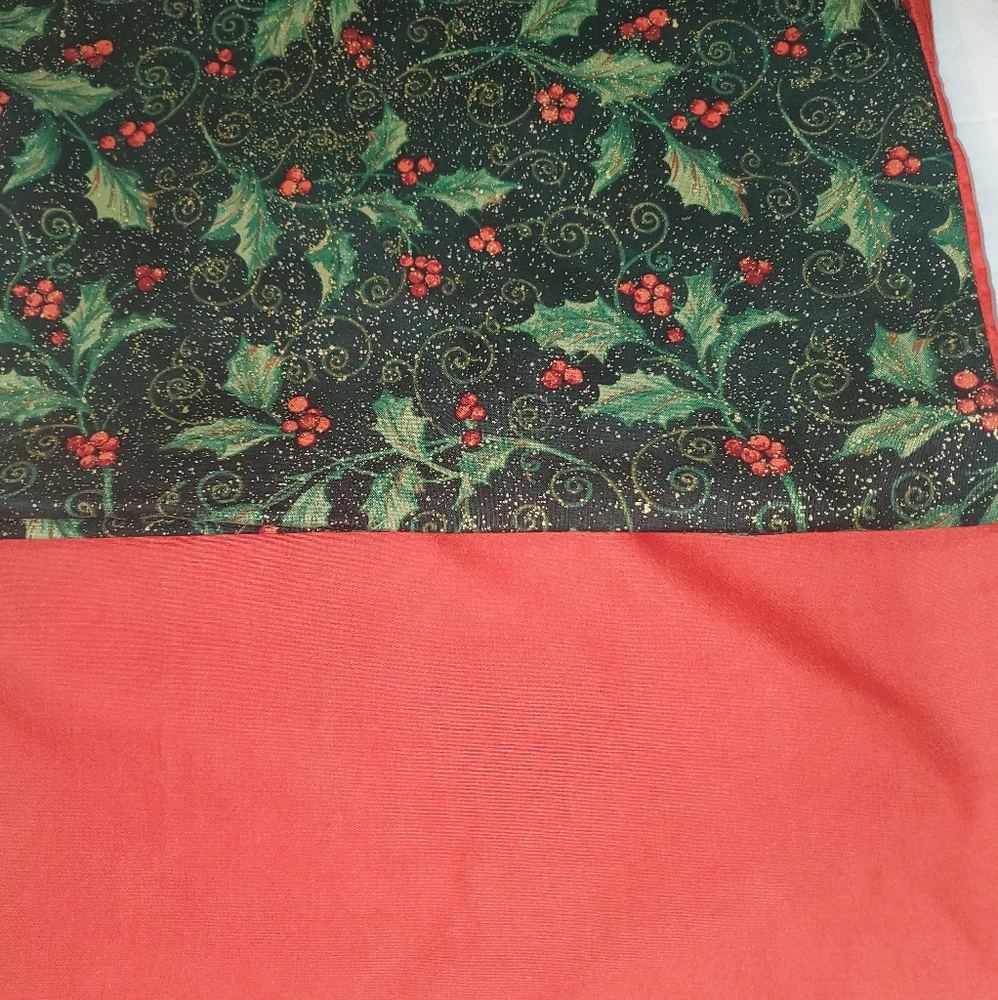 Holiday Table Runner